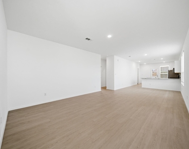 833 High Mesa Lane - Photo Thumbnail 2