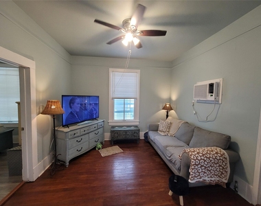 1623 Avenue N 1/2 - Photo Thumbnail 8