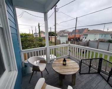 1623 Avenue N 1/2 - Photo Thumbnail 1