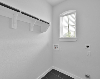 109 Morning Nook Court - Photo Thumbnail 35