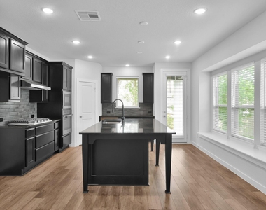 109 Morning Nook Court - Photo Thumbnail 11