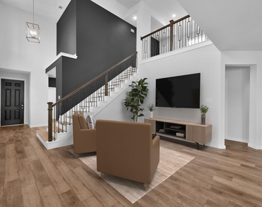 109 Morning Nook Court - Photo Thumbnail 3