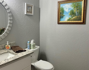 2298 Fuller Drive - Photo Thumbnail 18