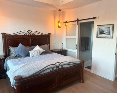 2298 Fuller Drive - Photo Thumbnail 10