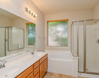 7435 Garland Mist Lane - Photo Thumbnail 16