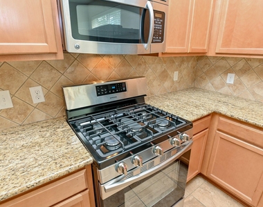 7435 Garland Mist Lane - Photo Thumbnail 7
