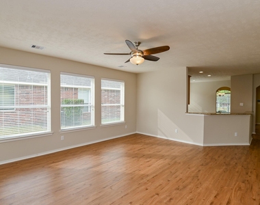 7435 Garland Mist Lane - Photo Thumbnail 11