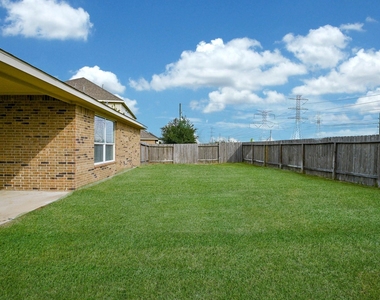 7435 Garland Mist Lane - Photo Thumbnail 24