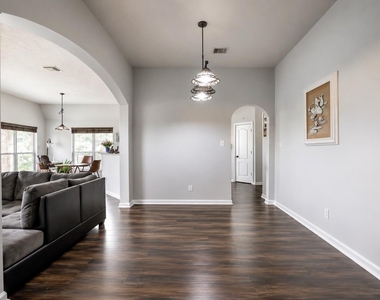 12406 Drake Prairie Lane - Photo Thumbnail 7