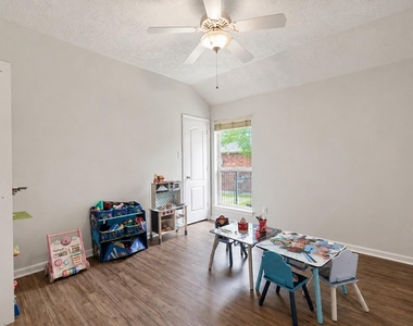 12406 Drake Prairie Lane - Photo Thumbnail 16