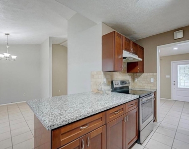 16910 Cairngale Street - Photo Thumbnail 14