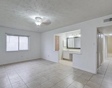 16910 Cairngale Street - Photo Thumbnail 21