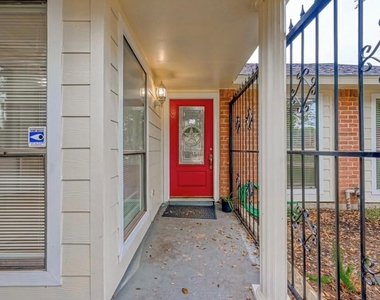 16910 Cairngale Street - Photo Thumbnail 4