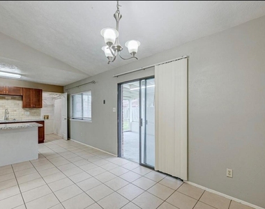 16910 Cairngale Street - Photo Thumbnail 9