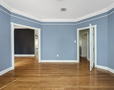 12002 Moorcreek Drive - Photo Thumbnail 4