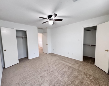 1075 Verde Trails Drive - Photo Thumbnail 7