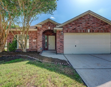 25206 Pepper Ridge Lane - Photo Thumbnail 3