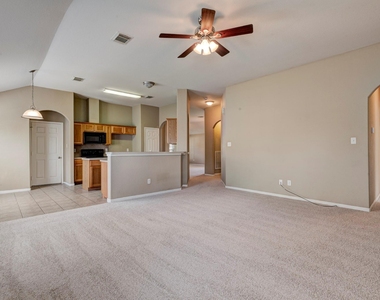 25206 Pepper Ridge Lane - Photo Thumbnail 11
