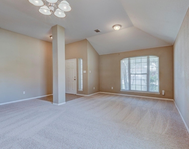 25206 Pepper Ridge Lane - Photo Thumbnail 6