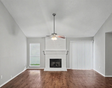 22511 Braken Manor Lane - Photo Thumbnail 3