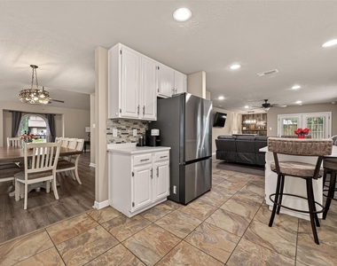 12110 Essenbruk Drive - Photo Thumbnail 16