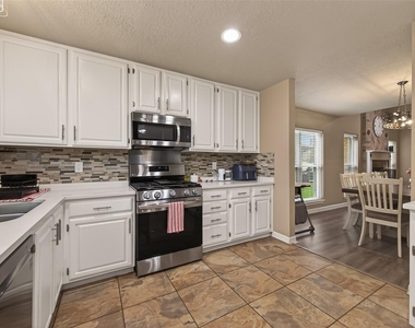 12110 Essenbruk Drive - Photo Thumbnail 20