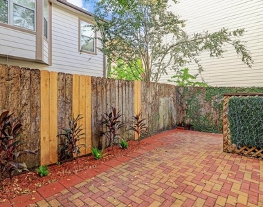 1625 Knox Street - Photo Thumbnail 22