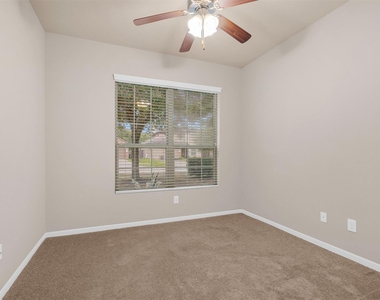 9483 E Woodmark - Photo Thumbnail 12