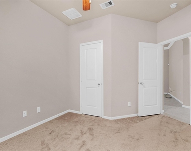 9483 E Woodmark - Photo Thumbnail 13