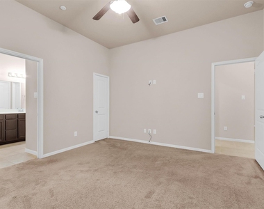 9483 E Woodmark - Photo Thumbnail 7