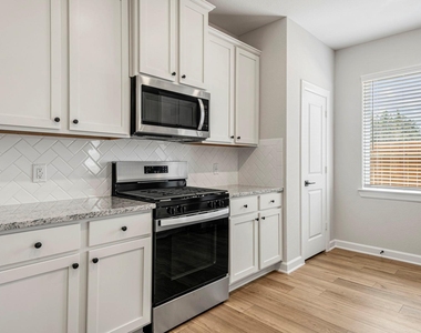 15683 Honey Cove Drive - Photo Thumbnail 8