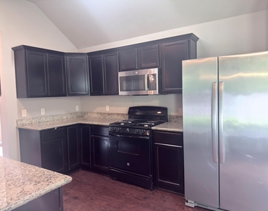 1975 Briar Grove Drive - Photo Thumbnail 4