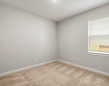 15658 Honey Cove Drive - Photo Thumbnail 15