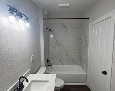 55 Periwinkle Court - Photo Thumbnail 15
