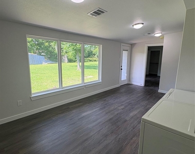 55 Periwinkle Court - Photo Thumbnail 16