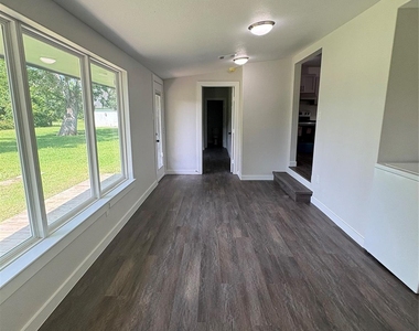 55 Periwinkle Court - Photo Thumbnail 17
