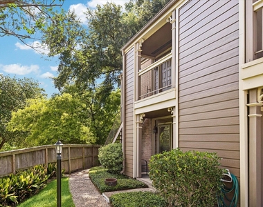 1880 White Oak Drive - Photo Thumbnail 1
