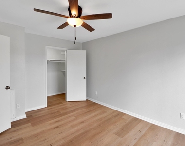 7047 Bissonnet Street - Photo Thumbnail 10