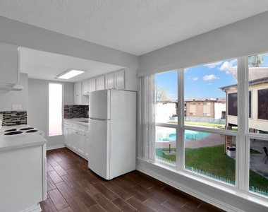 7047 Bissonnet Street - Photo Thumbnail 4