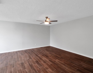 7047 Bissonnet Street - Photo Thumbnail 2