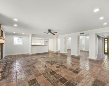 4707 Nenana Drive - Photo Thumbnail 4