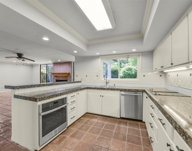 4707 Nenana Drive - Photo Thumbnail 5