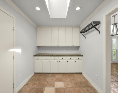 4707 Nenana Drive - Photo Thumbnail 8