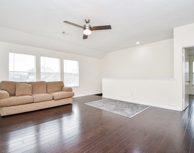 9641 Weldridge Drive - Photo Thumbnail 18