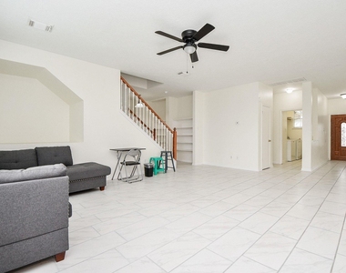 9641 Weldridge Drive - Photo Thumbnail 9