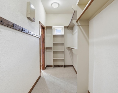 1426 W 21st Street - Photo Thumbnail 19