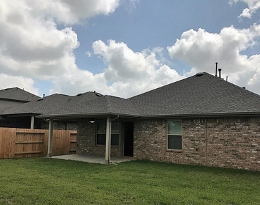 18427 Weeping Spring Drive - Photo Thumbnail 15