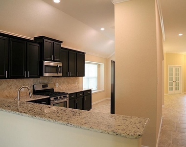 18427 Weeping Spring Drive - Photo Thumbnail 8