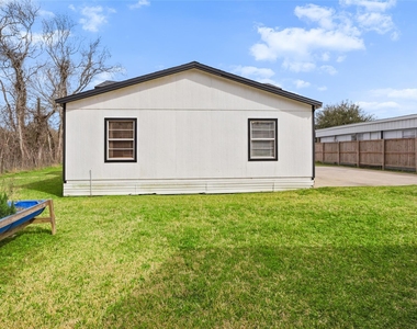 7720 Avenue E - Photo Thumbnail 21