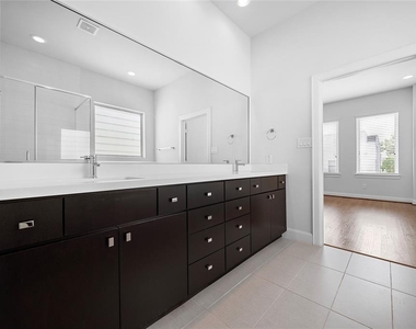 4213 Schuler Street - Photo Thumbnail 13